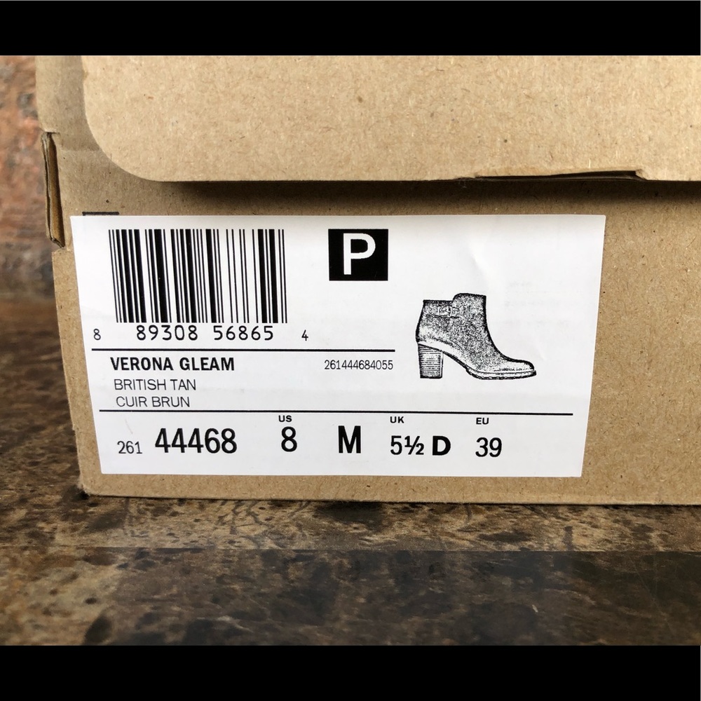 NEW Clarks Collection Verona Leather Gleam Booties - Picture 15 of 15